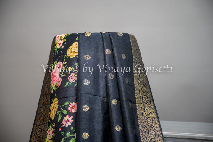 Black Banarasi Silk Saree With Floral Borders and Blouse