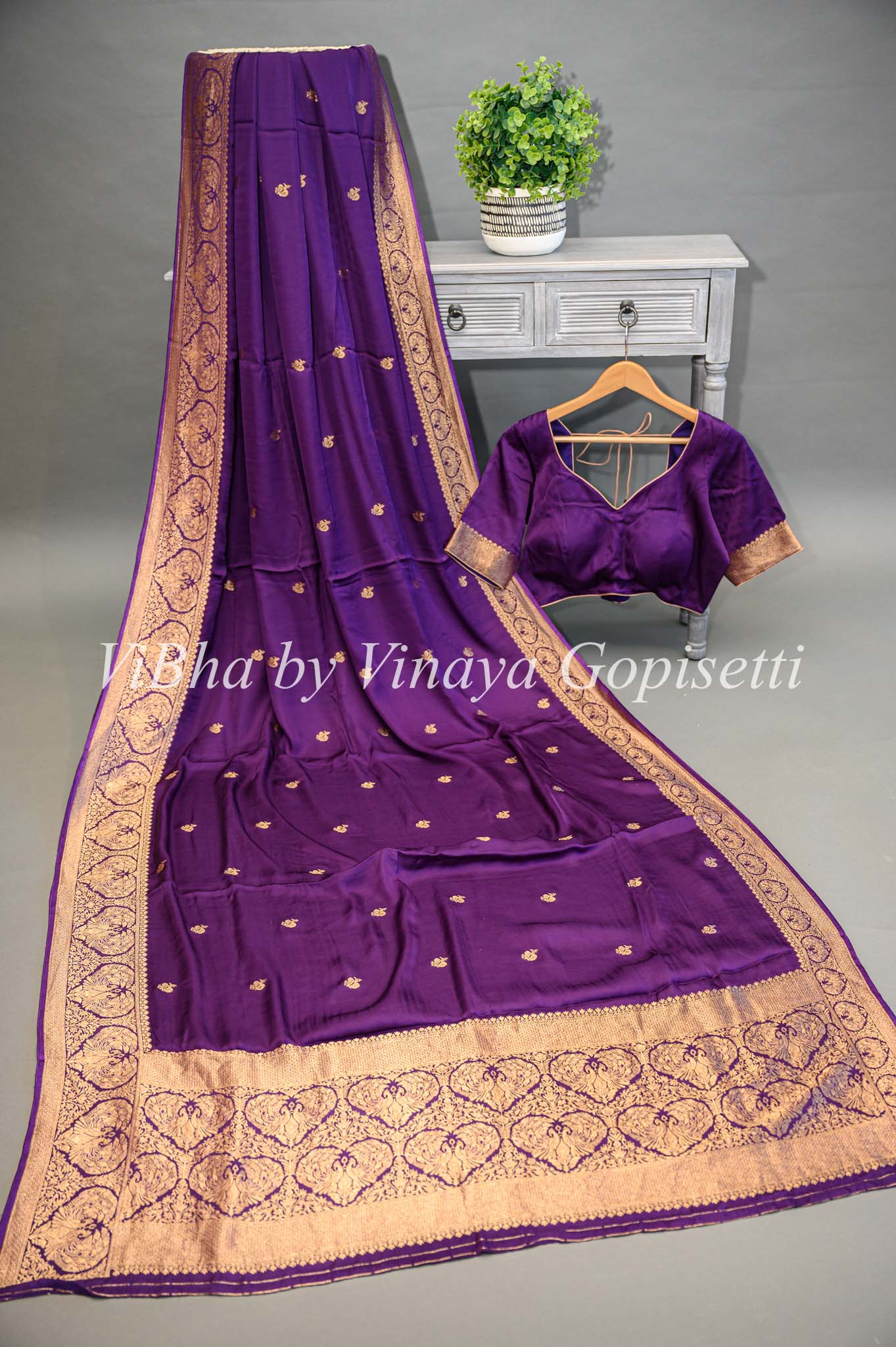 Buy Jamuni Blush Banarasi Katan Silk Saree - House Of Elegance – House Of  Elegance - Style That Inspires