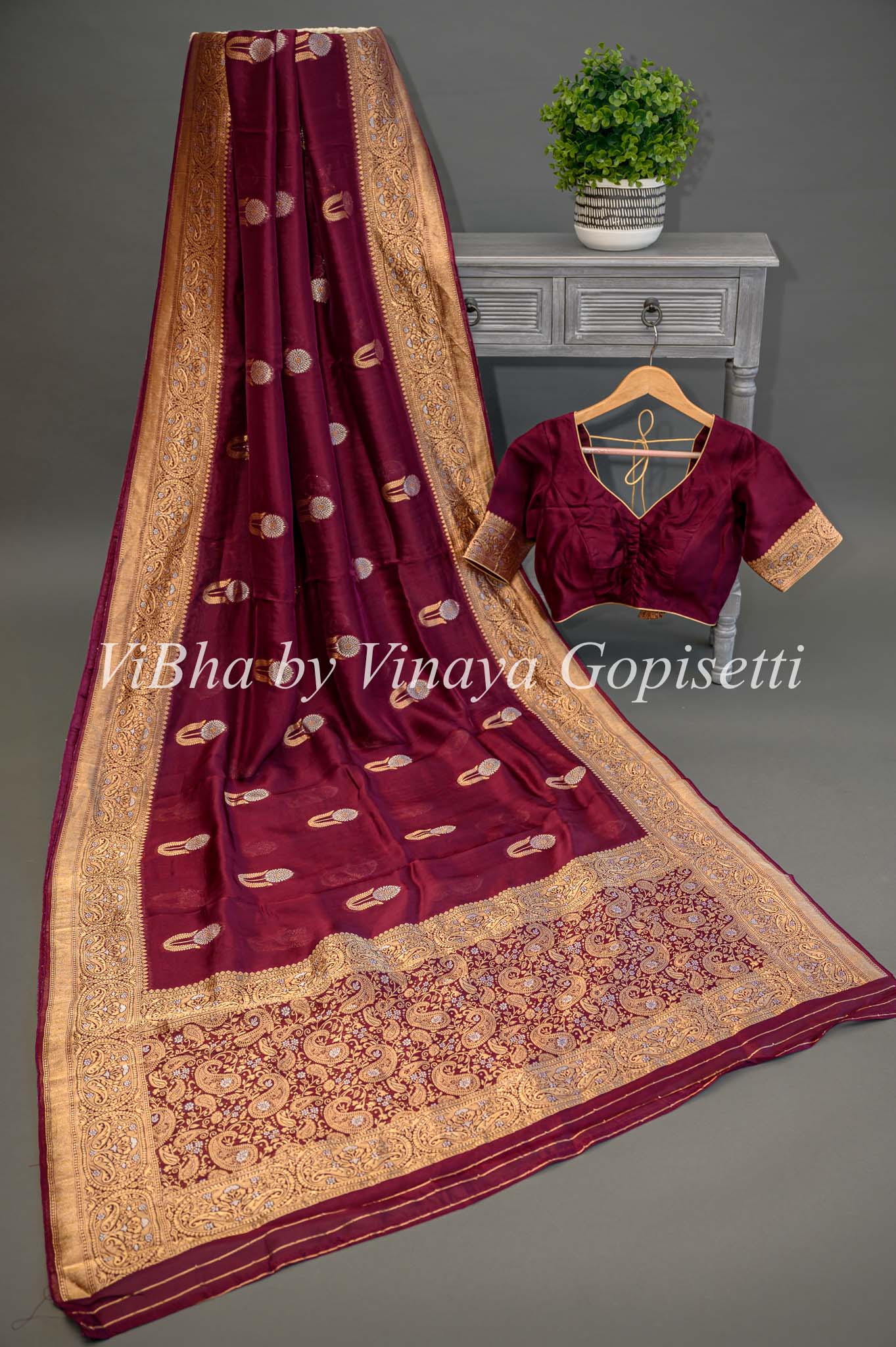 Buy Burgundy Sarees for Women by Saree Mall Online | Ajio.com