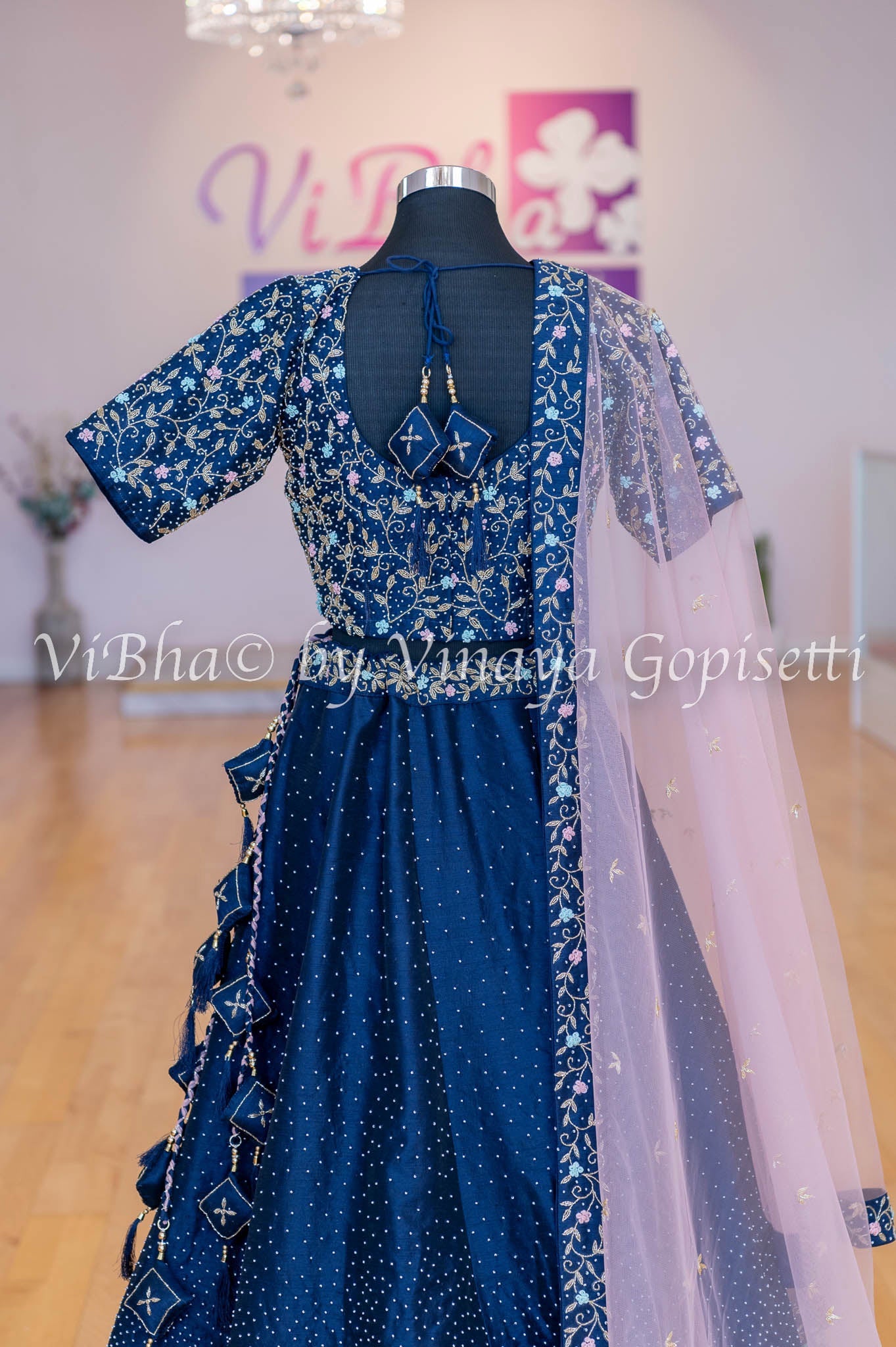 Dust Pink And Navy Thread And Sequence Embroidered Bridal Lehenga Choli -  Zakarto