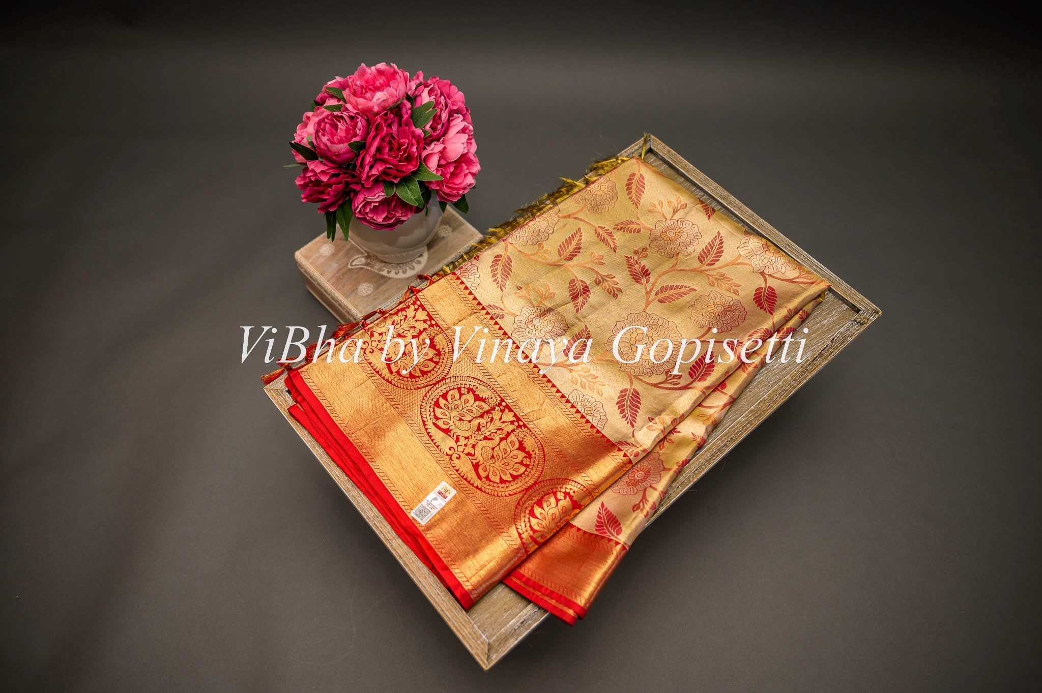 Red & Gold Wedding Wear Gold And Red Wedding Silks Saree at best price in  Pollachi