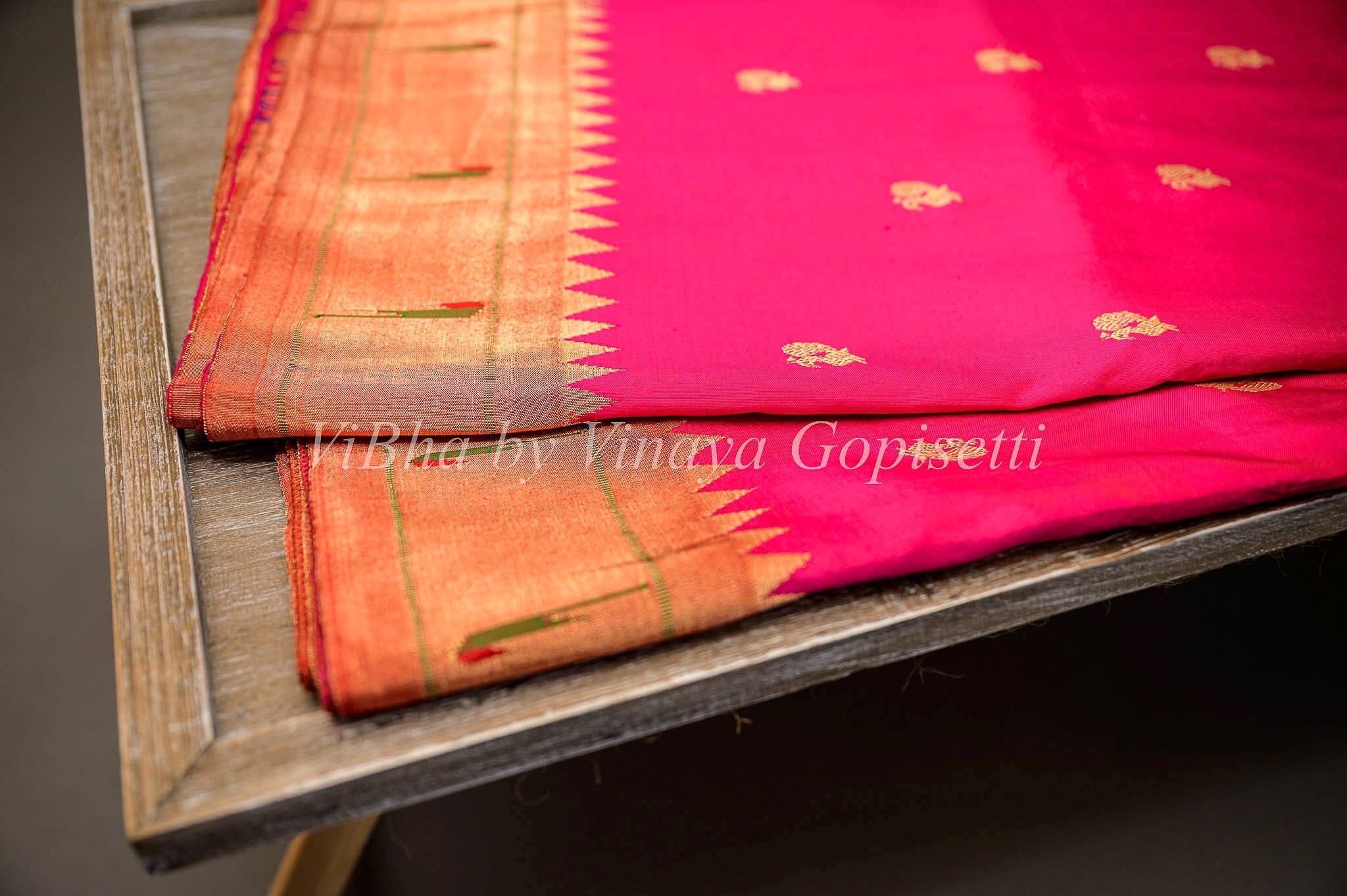 Single Muniya Pure Silk Handloom Yeola Paithani Saree | Paithanistore